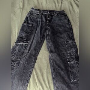 Black cargo pants American eagle size 6